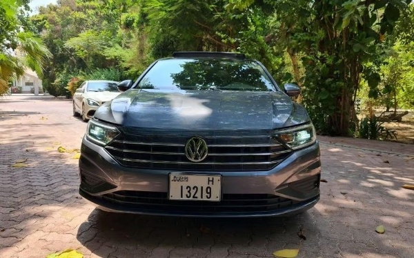 Volkswagen Jetta (Dark Grey), 2019